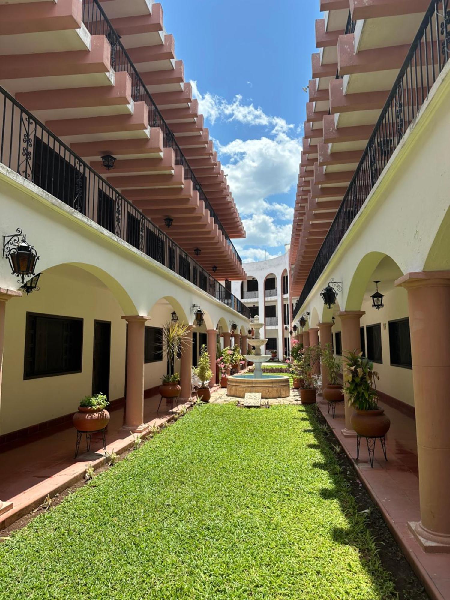 Hotel Zaci Valladolid  Exteriér fotografie